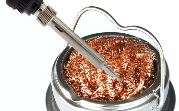 cleaning soldering iron tips