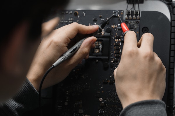 Does more wattage in a soldering iron mean the tip is hotter?